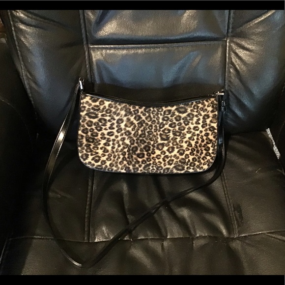 👛★❦꒒ik୧⌵♡⌵N୧w❦★ AUCTION PRICE👩🏻‍⚖️ Snazzy Leopard Purse - Picture 2 of 9